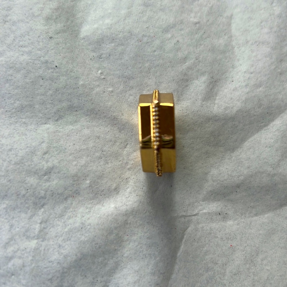 Ring - Picture 2 of 3